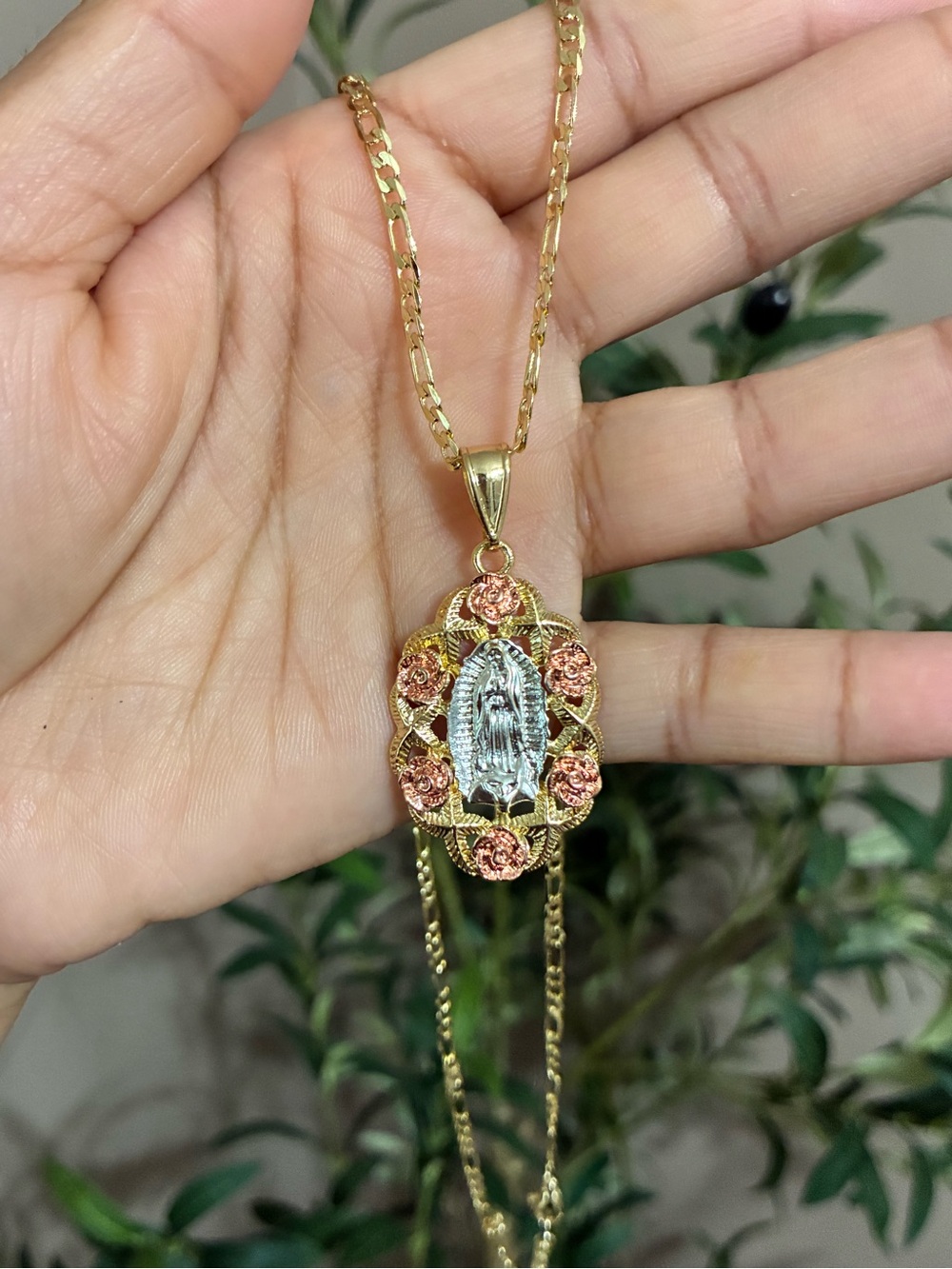 Rose Virgencita Guadalupe 18k Gold Filled Necklace 22" Pendant Figaro Chain,new